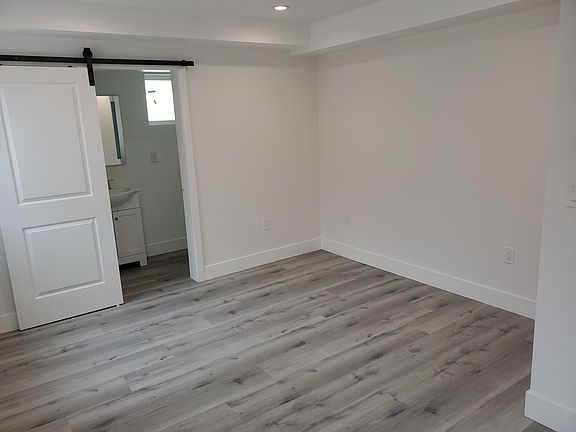 5th image of 1622 W 36th Pl #32yghgmnc