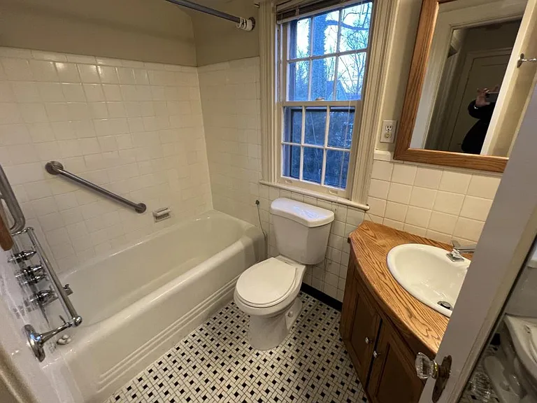 4027 N Glebe Rd — Photo 10