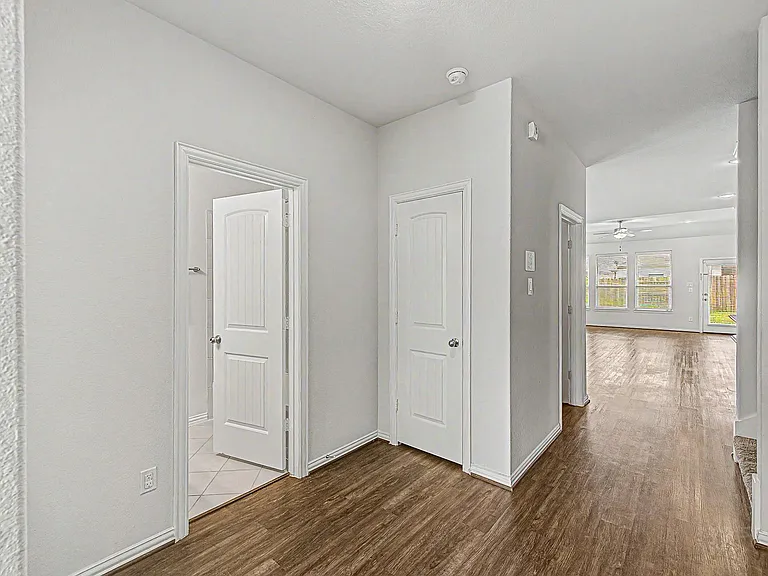 209 Cambria Green Ln — Photo 6