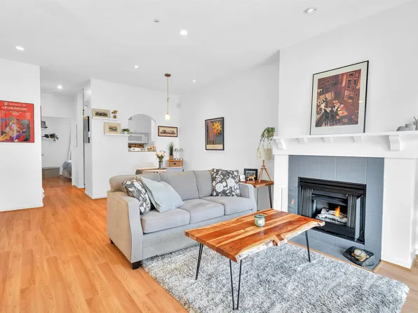 2422 Hawthorne Ave #56, Pt Coquitlam, BC V3C 6K7