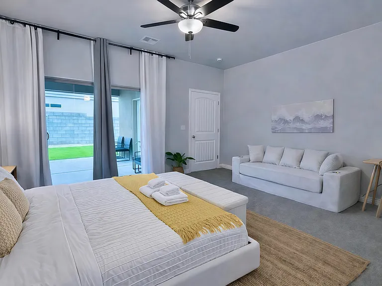 3406 Charleston St — Photo 11