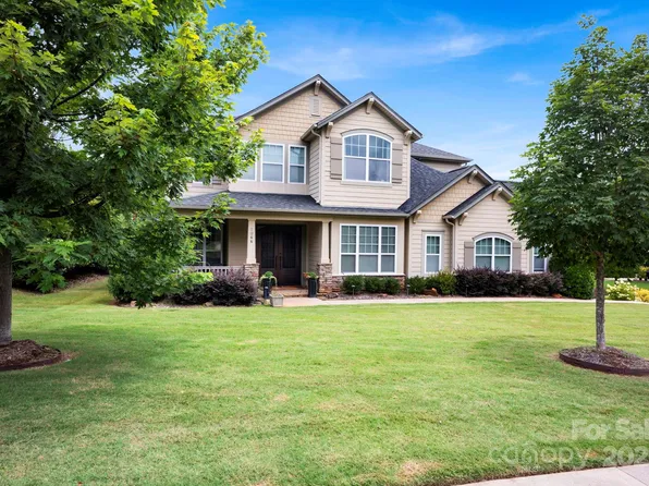 1066 Shelly Woods Dr, Indian Land, SC 29707