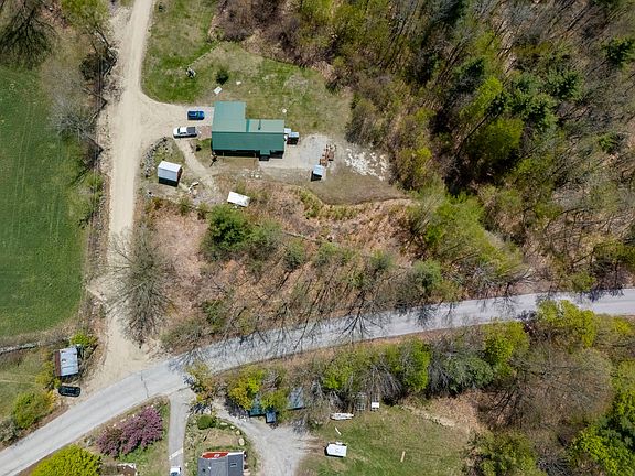3rd image of 149 Bear Hill Road