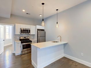 116 London St #2A, Boston, MA 02128