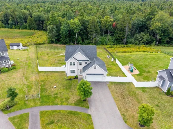 19 Lighthouse Ln, Westminster, MA 01473