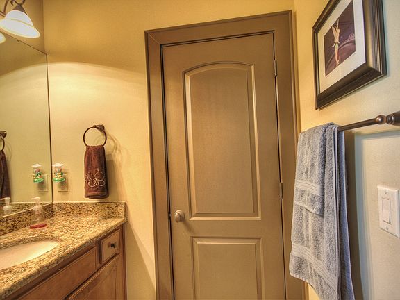 2nd image of 214 Bayberry Creek Cir