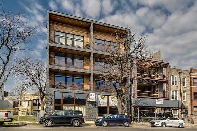 1st image of 934 N California Ave #2-N