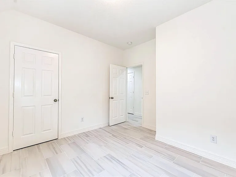 130 W Stockbridge Landing Cir — Photo 23