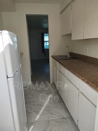 74 S Washington St #5 Photo 1