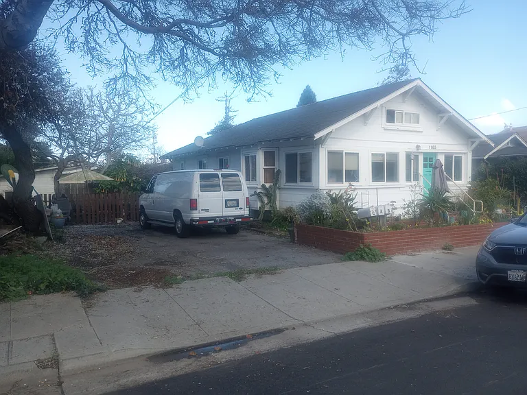 4th St — Photo 2