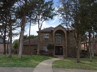 909 Hickory Knob Cir, Cedar Hill, TX 75104