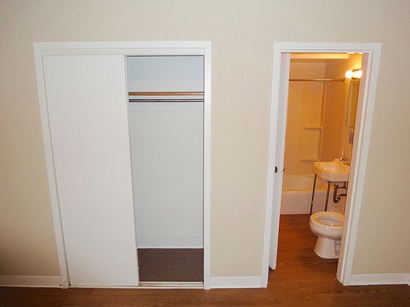4th image of 6606 W Windsor Ave APT Q1