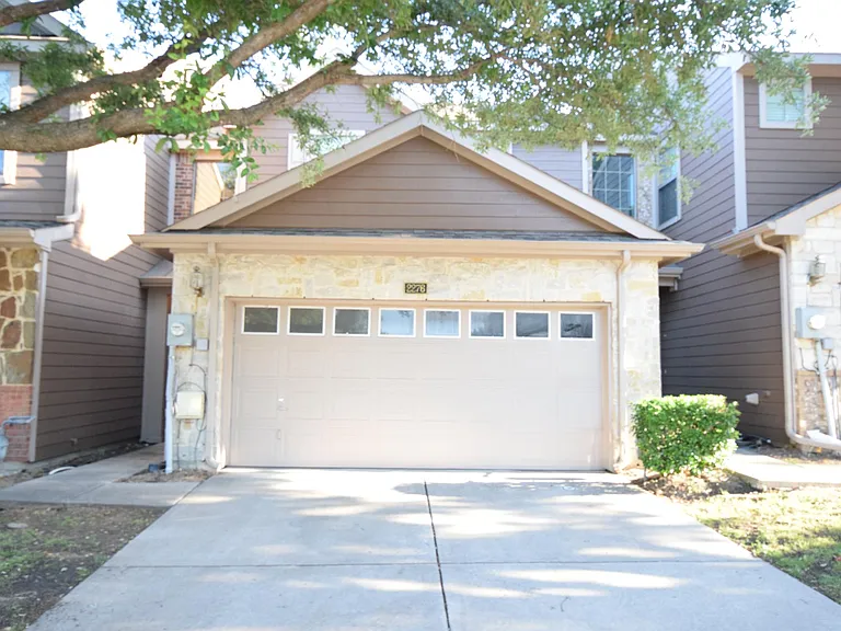 2276 Fletcher Trl — Photo 1