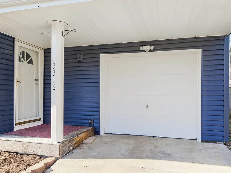 Holmes Rd — Photo 9