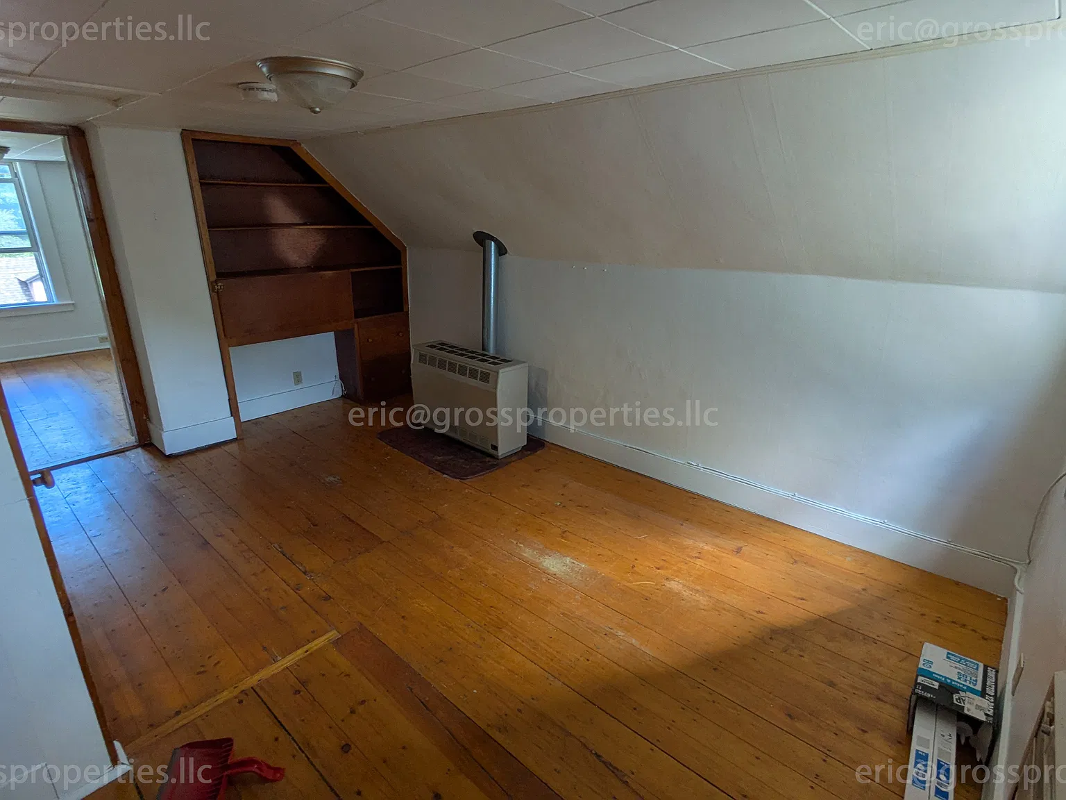 1 bed, 650 sqft, $900 — Photo 2