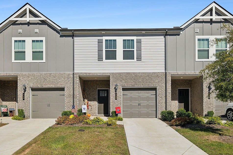 1st image of 738 Prairie View Dr