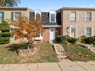 10348 Granite Creek Ln, Oakton, VA 22124