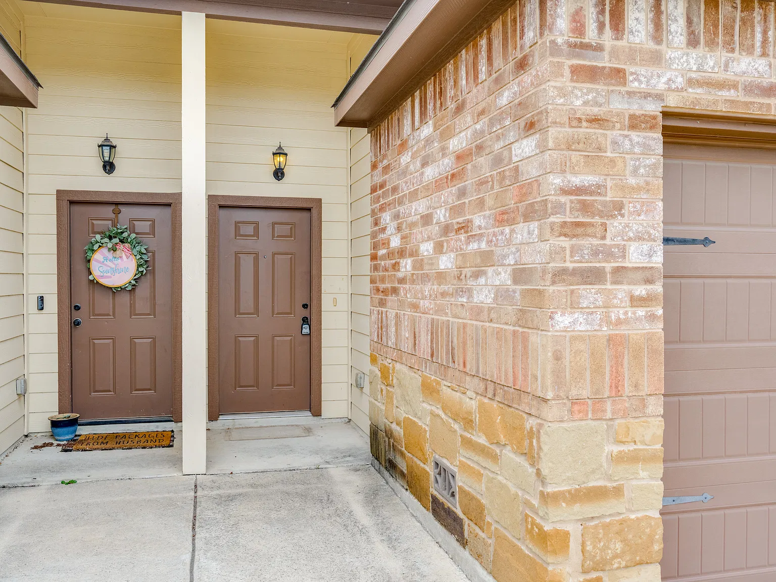 3 bed, 1369 sqft, $1,400 — Photo 3