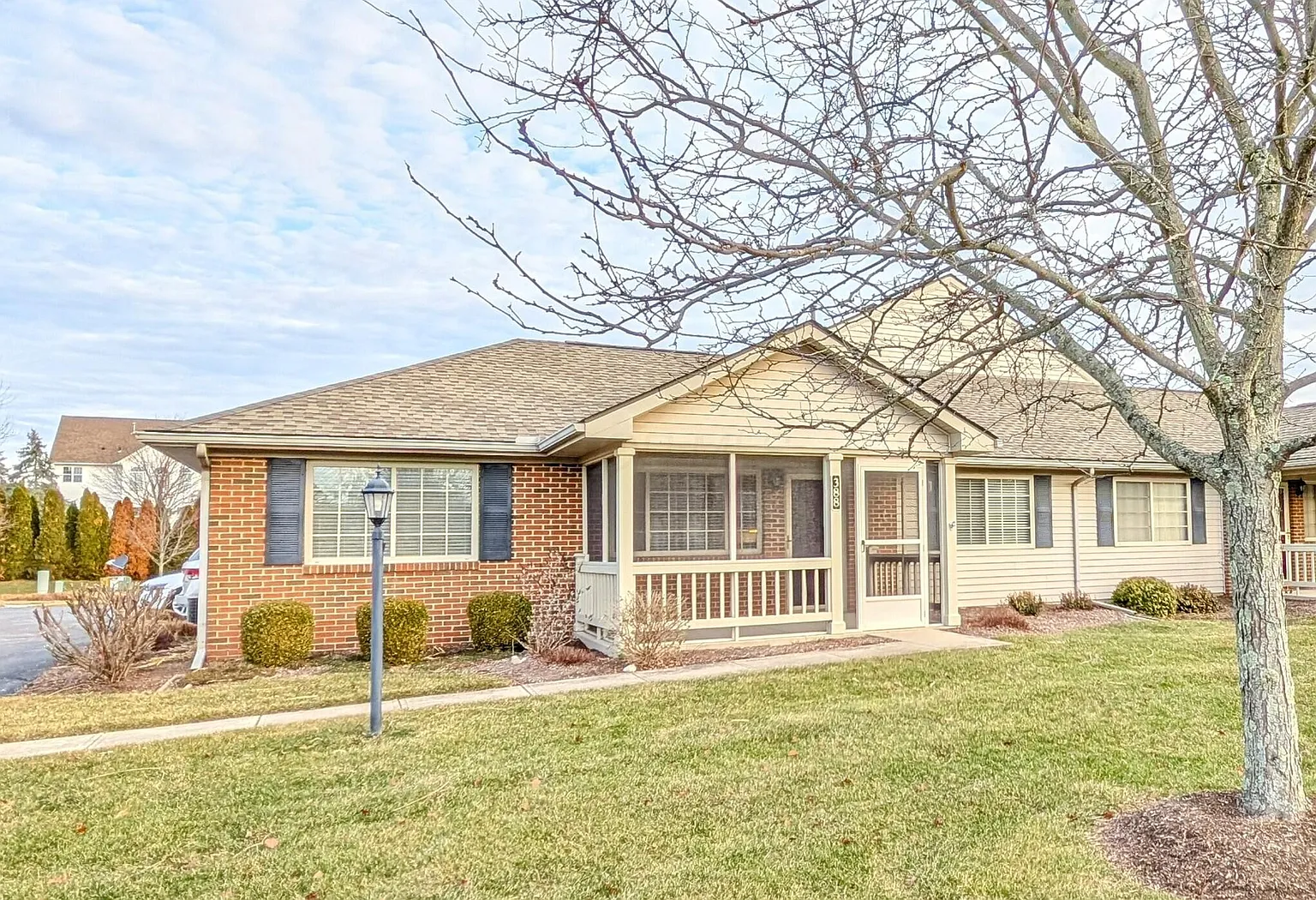 388 Virginia Ct photo 1