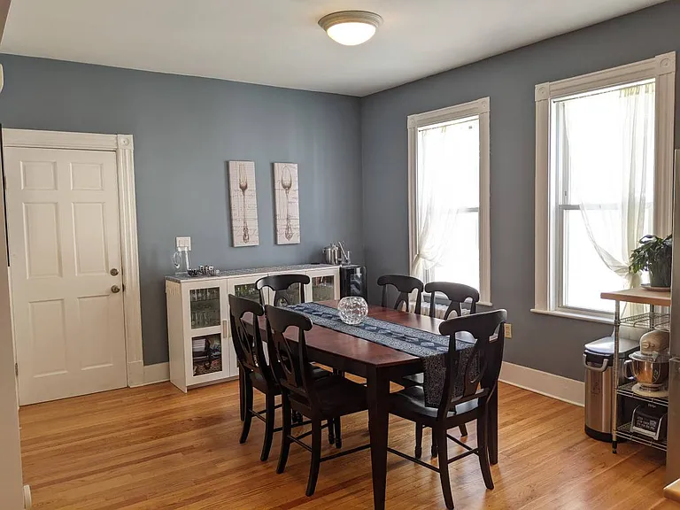 54 William St #2 — Photo 3