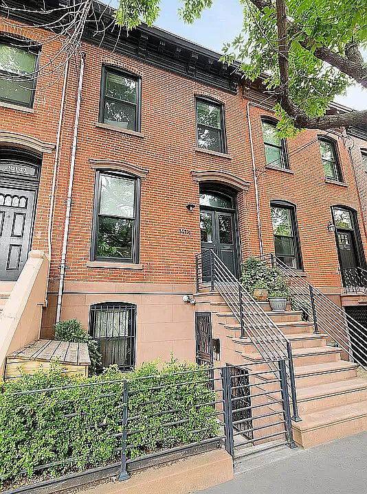 1st image of 141 1/2 Nelson St