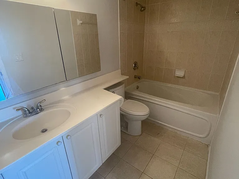 909 Bay St #2108 — Photo 17