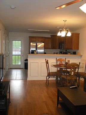 5th image of 2305 S Greenwood Dr APT 32