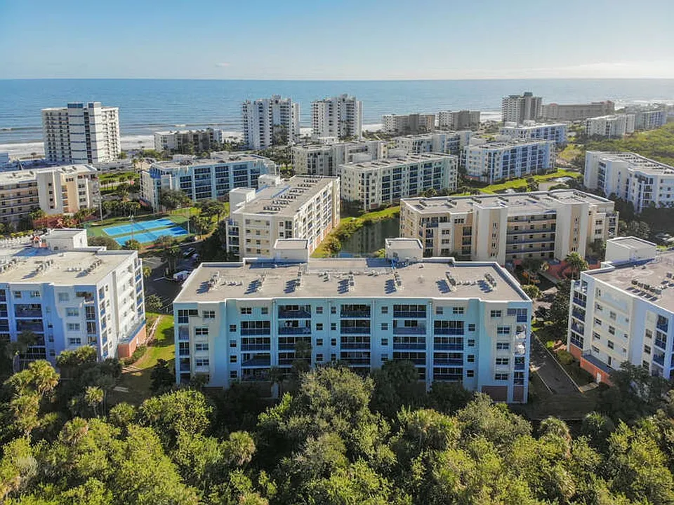 5300 S Atlantic Ave #8403