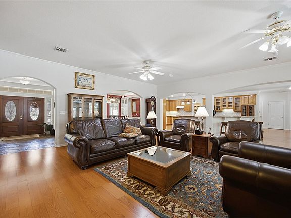 2nd image of 197 Elm Wood Dr
