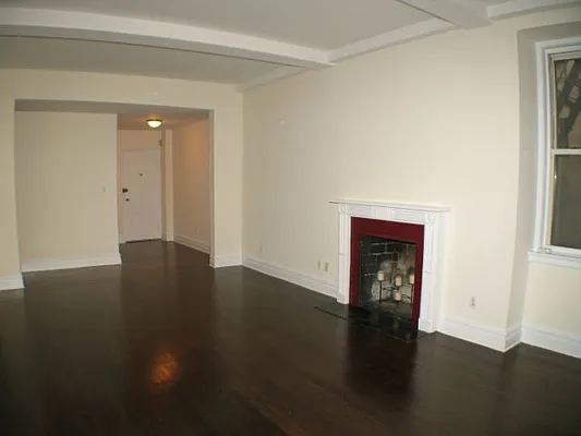 Rented by William J Farmer Inc | media 26