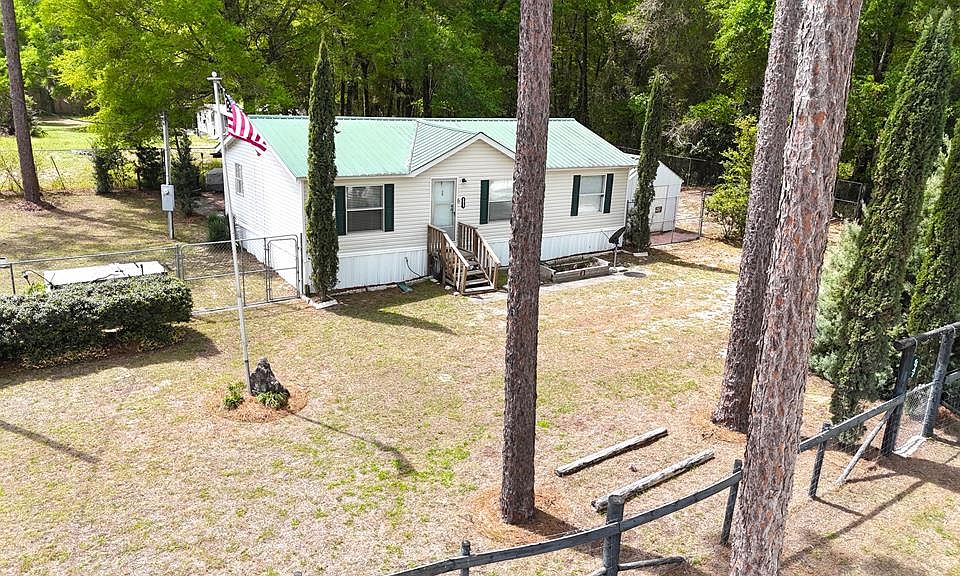 1st image of 6947 SE 80th Pl