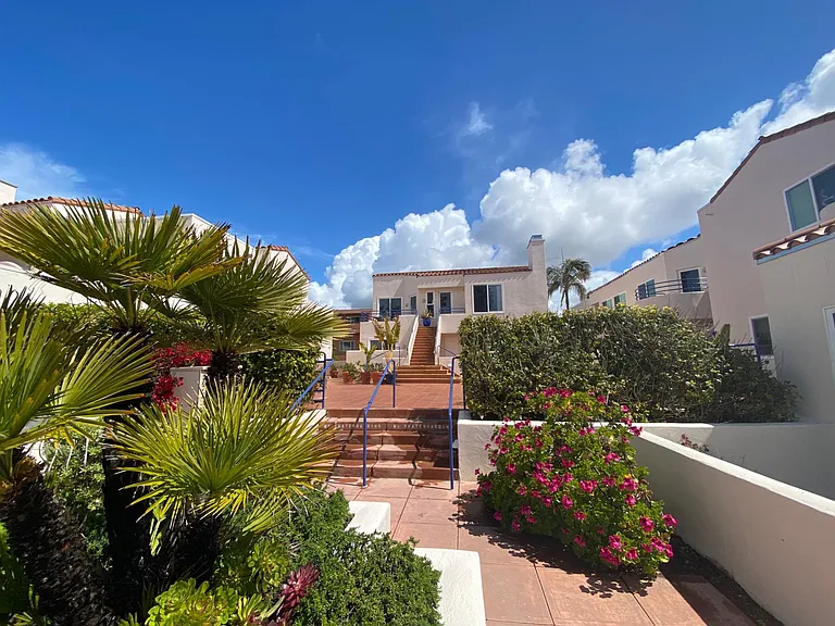 4828 Bermuda Ave — Photo 48