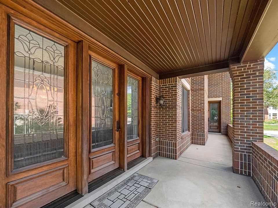 1895 Kenwood Ct, Birmingham, MI 48009 MLS 2220004270 Zillow