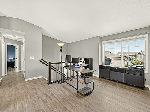 3rd image of 3908 Orchardview Ln NW