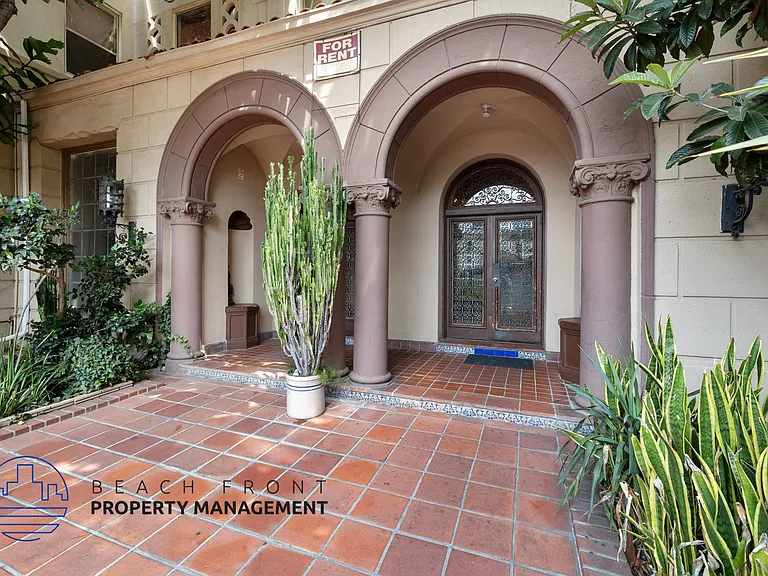 3333 W. 4th St. — Photo 24