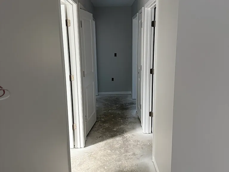 410 Anderson St — Photo 6