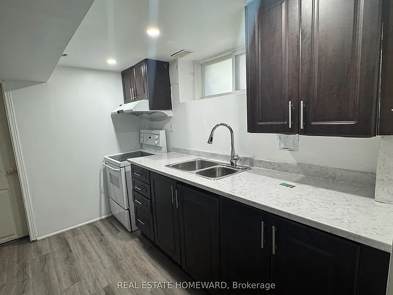 30 Marchington Cir #BASEMENT — Photo 6