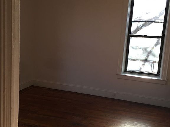 3rd image of 6120 43rd Ave APT 1C