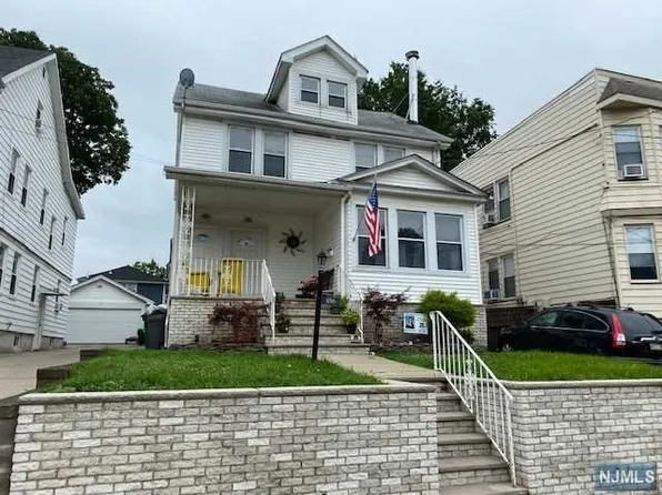 696 Elm St, Kearny, NJ 07032