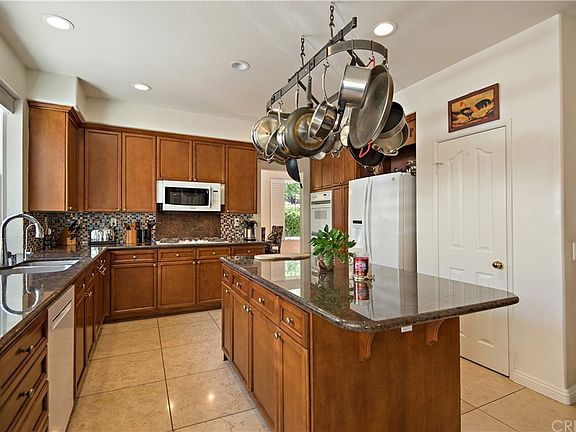 5th image of 23405 Kingston Pl