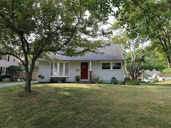 2nd image of 927 Barnes Ave