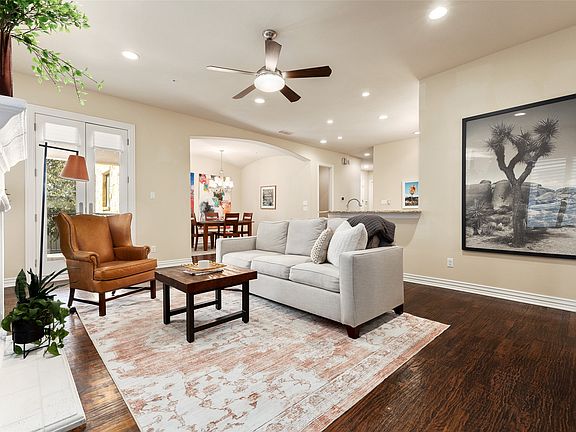 3rd image of 2811 Hood St APT E