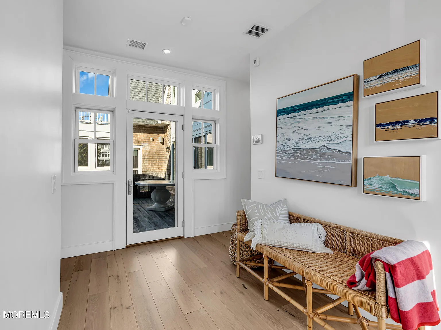 4 bed, 4.5 bath, 3290 sqft, $16,000 — Photo 4