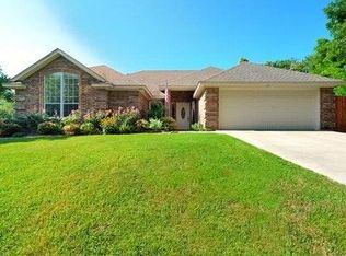 109 Burton Hill Dr, Weatherford, TX 76087