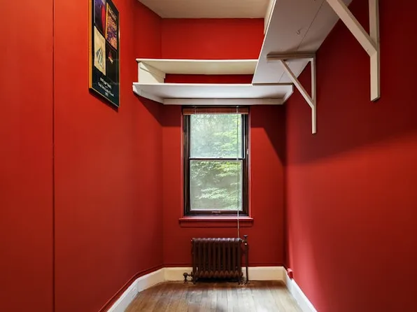 350 East 57th Street image 11 of 12