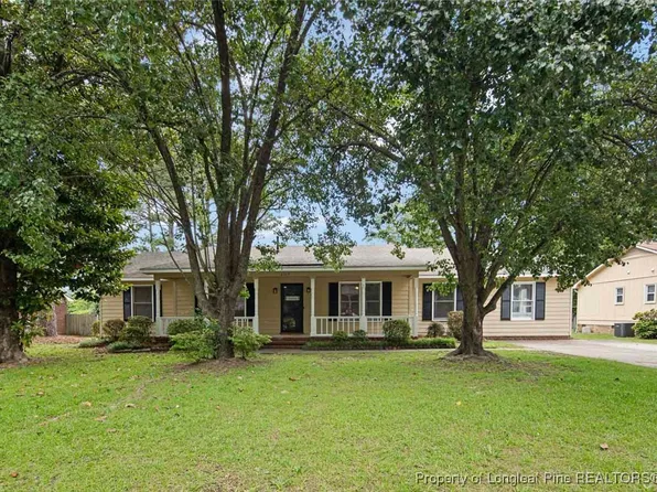 2109 Lothbury Dr, Fayetteville, NC 28304