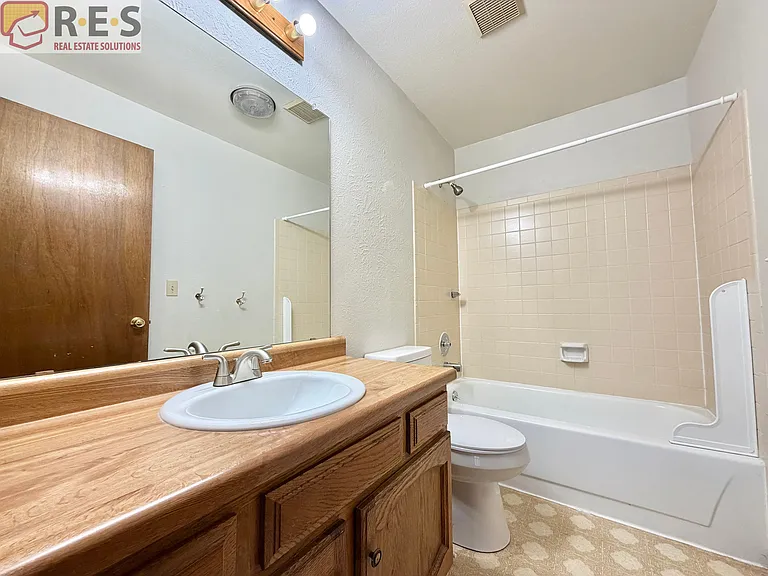 9393 W Wagon Trail Cir — Photo 3