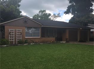 708 Northridge St, Angleton, TX 77515