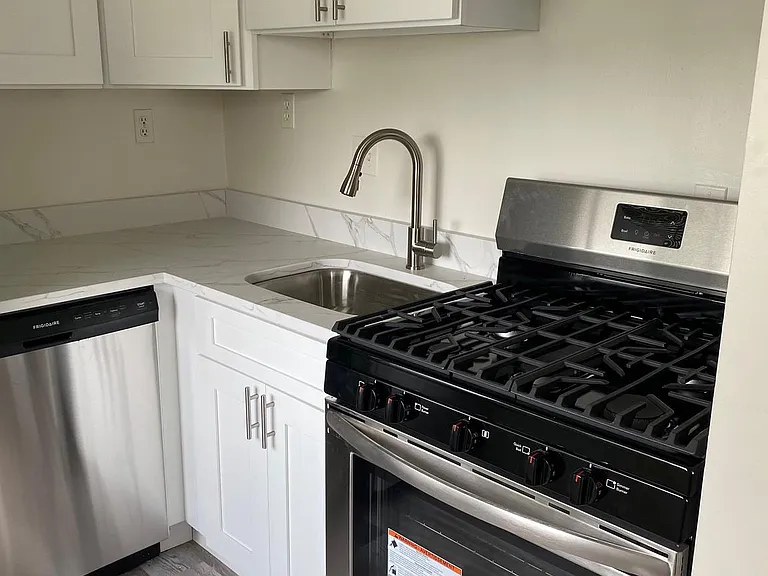3515 Washington Blvd N #406 — Photo 15