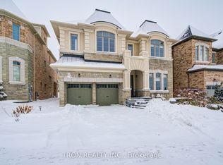 18 Giardina Cres, Richmond Hill, ON